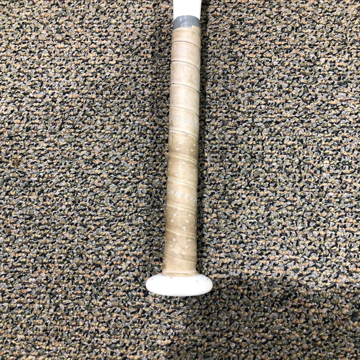 Used Easton FS50 (28") Alloy Softball Bat - 18OZ (-10) 8 Used Easton FS50 (28") Alloy Softball Bat - 18OZ (-10) - Image 6