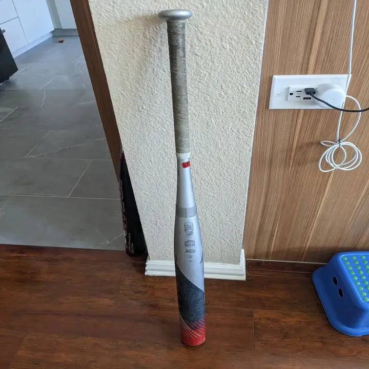 Used 2018 Easton Composite Ronin Bat (-6) 28 Oz 34" 6 Used 2018 Easton Composite Ronin Bat (-6) 28 Oz 34" - Image 4