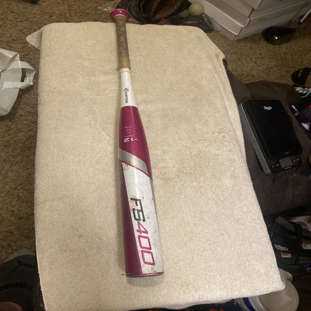 Easton FS400 30” 18oz Alloy (-12) 18 Oz 30" FS400 Bat 3 Easton FS400 30” 18oz Alloy (-12) 18 Oz 30" FS400 Bat