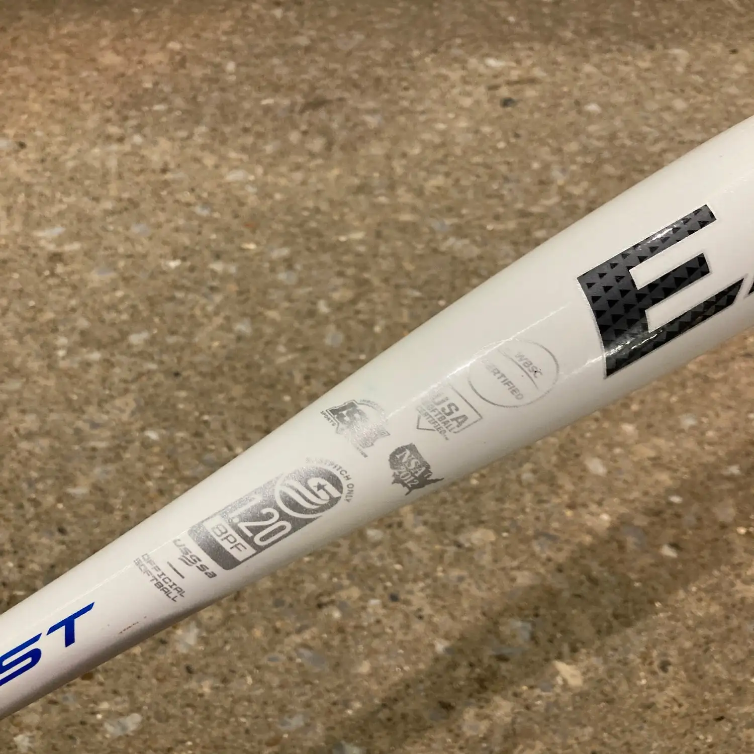 Easton Ghost Fastpitch Alloy Bat -11 18OZ 29" 6 Easton Ghost Fastpitch Alloy Bat -11 18OZ 29" - Image 4