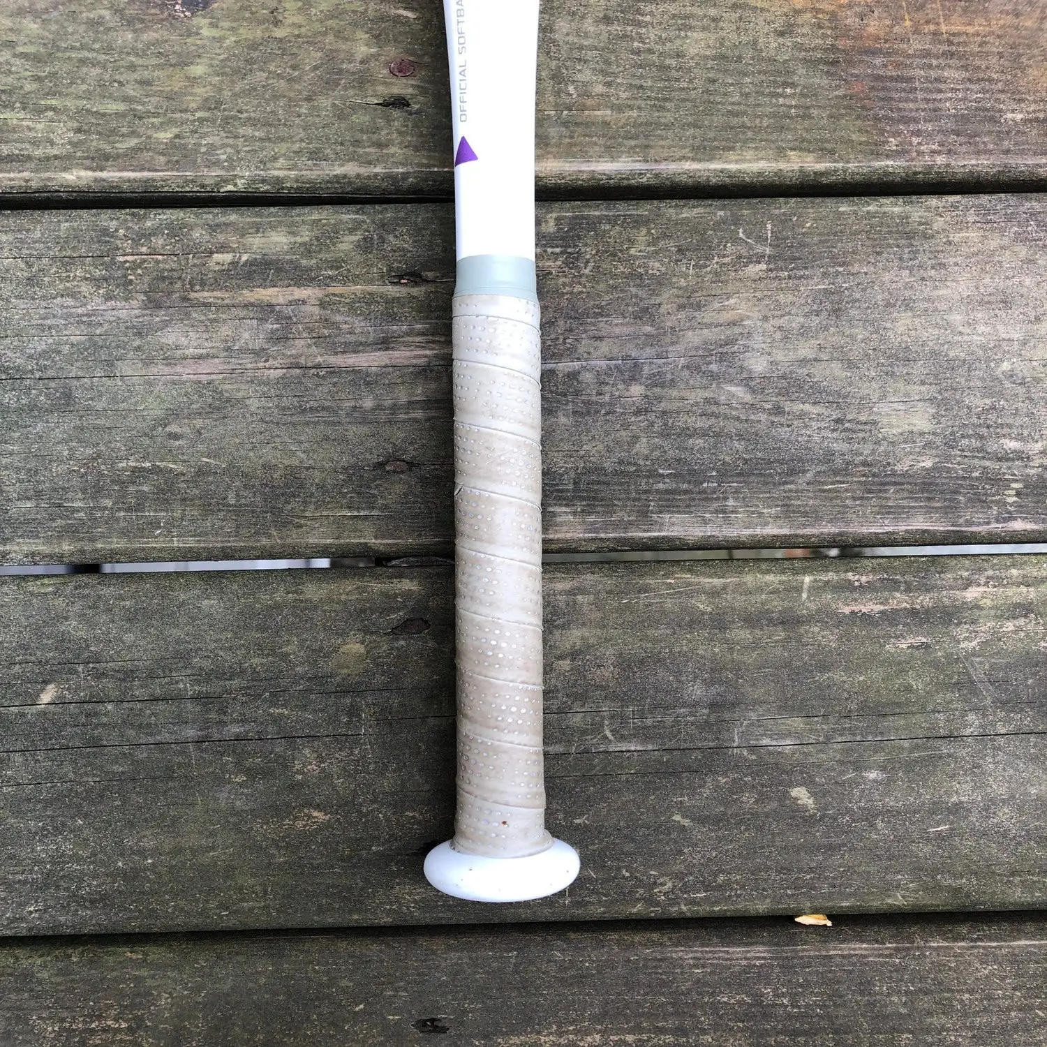 Used Easton Amethyst (28") Alloy Softball Bat - 17OZ (-11) 8 Used Easton Amethyst (28") Alloy Softball Bat - 17OZ (-11) - Image 6