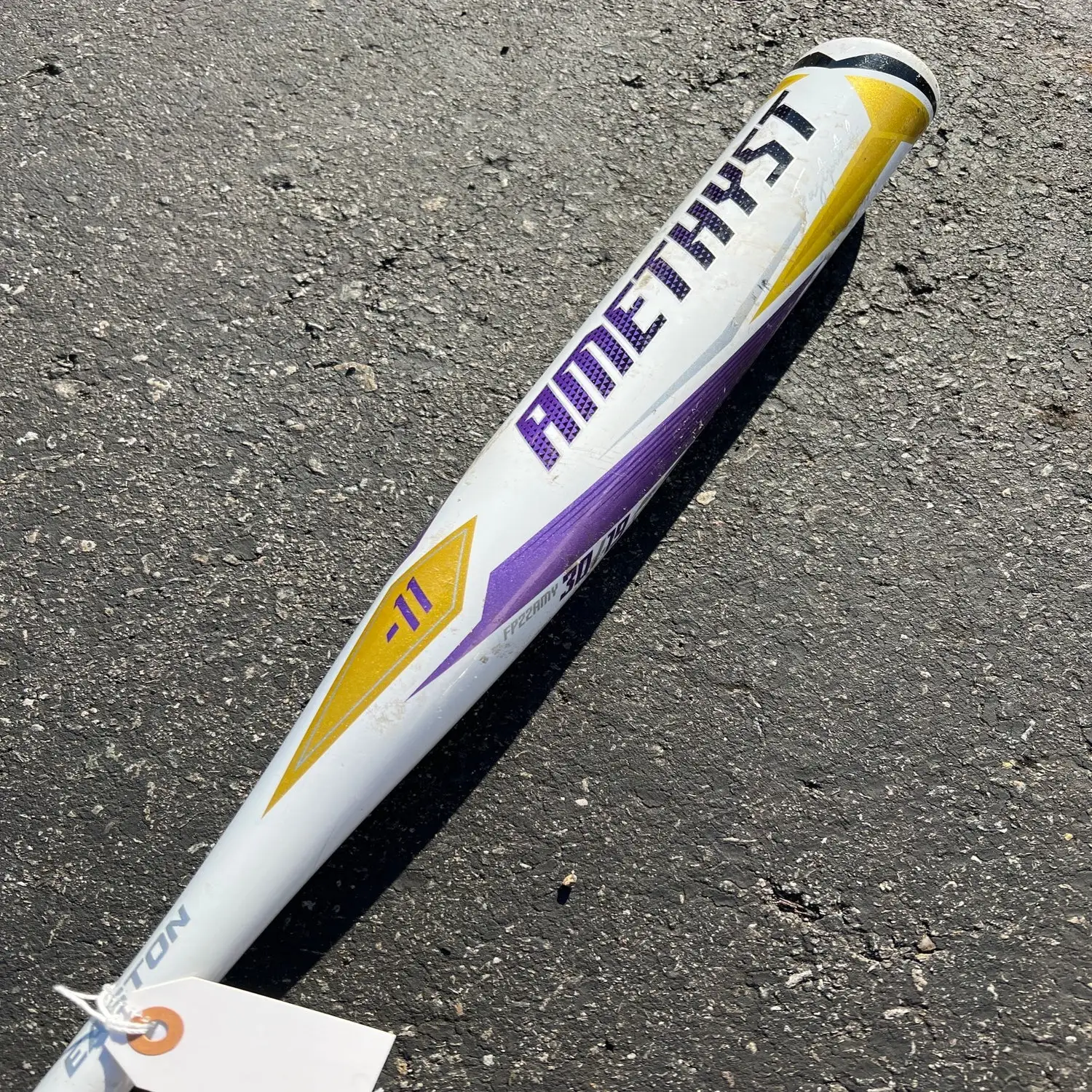 Used Easton Amethyst Bat -11 19OZ 30" 4 Used Easton Amethyst Bat -11 19OZ 30" - Image 2