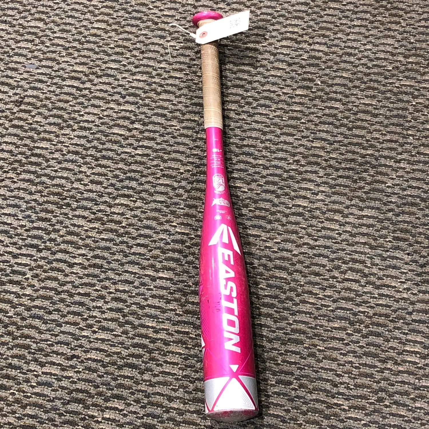 Used Easton Pink Sapphire Alloy Bat -10 18OZ 28" 3 Used Easton Pink Sapphire Alloy Bat -10 18OZ 28"