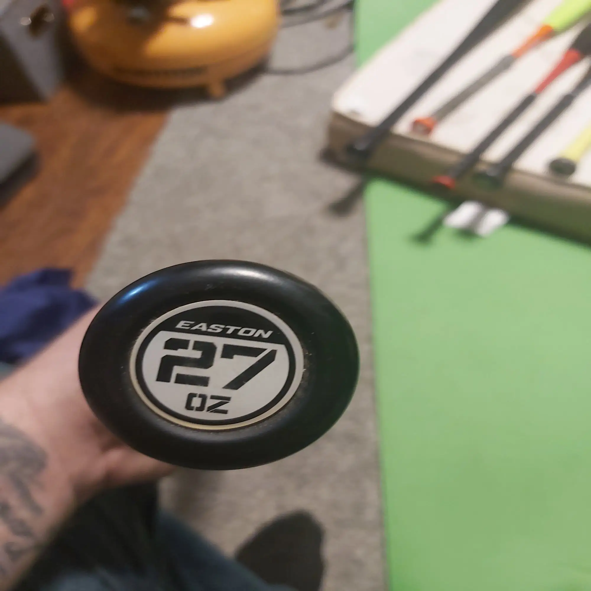 Used Easton Composite Bat (-7) 27 Oz 34" 6 Used Easton Composite Bat (-7) 27 Oz 34" - Image 4