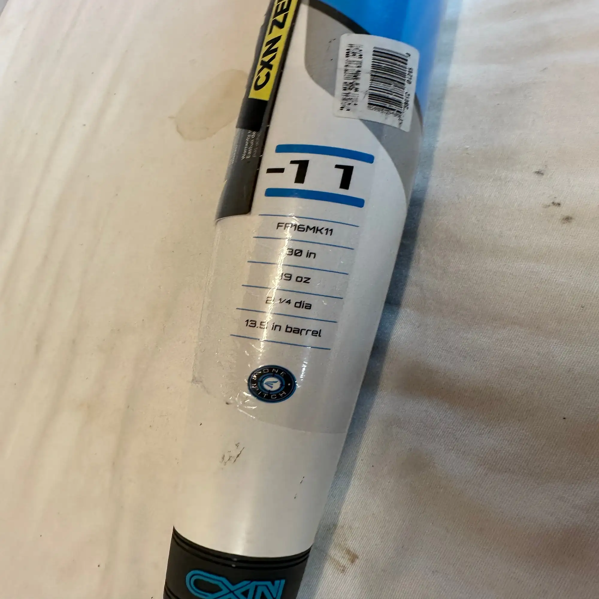 New 2016 Easton Composite Mako Bat (-11) 19 Oz 30" 5 New 2016 Easton Composite Mako Bat (-11) 19 Oz 30" - Image 3