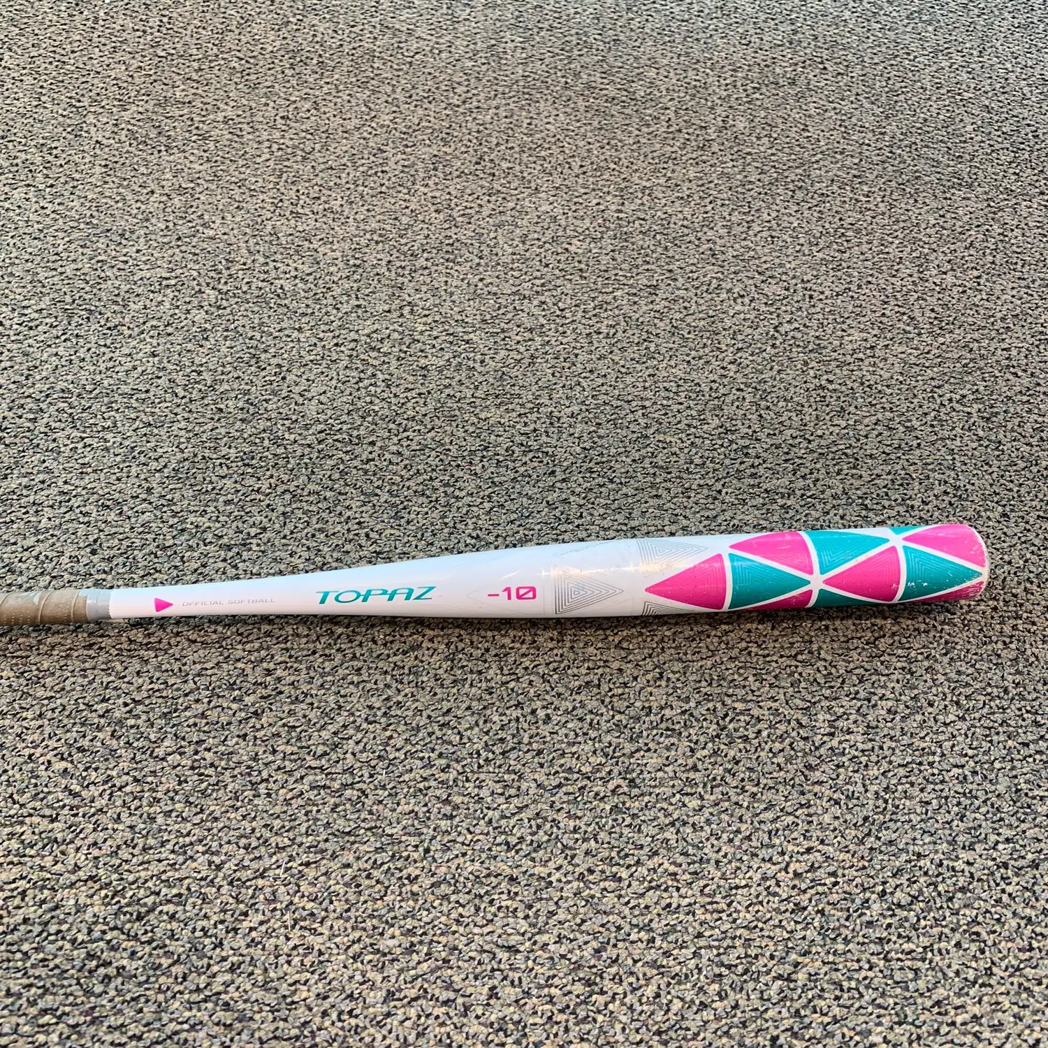 Used Easton Topaz Alloy Bat -10 18OZ 28" 5 Used Easton Topaz Alloy Bat -10 18OZ 28" - Image 3