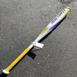 Used Easton Amethyst Bat -11 19OZ 30"