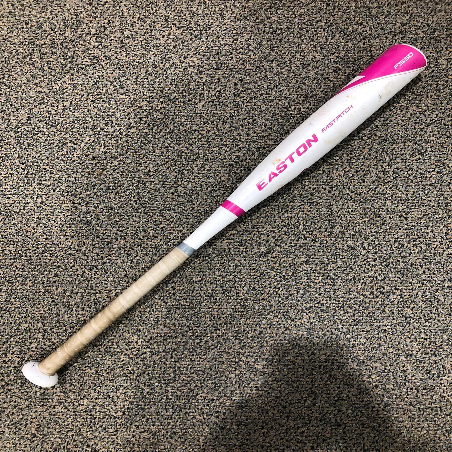 Used Easton FS50 (28") Alloy Softball Bat - 18OZ (-10) 3 Used Easton FS50 (28") Alloy Softball Bat - 18OZ (-10)